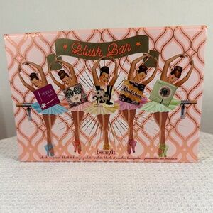 New -Benefit Blush Bar Cheek Palette